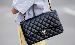 Cái gì cao giá hơn cả crush của bạn? Xin thưa đó chính là: Túi Chanel 