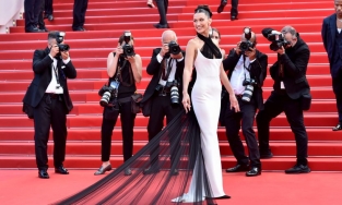 Dàn sao hạng A tham gia sự kiện LHP Cannes 2021 với những trang phục ấn tượng