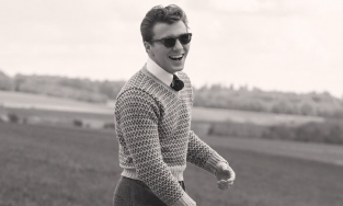 Con trai của Madonna bị chê bai khi lần đầu là người mẫu