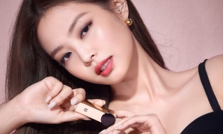 Ai là người có biểu cảm đa dạng nhất khi chụp hình quảng cáo mỹ phẩm trong BLACKPINK?