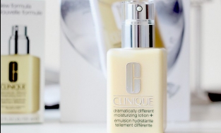 Review 4 loại kem dưỡng đình đám nhất của Clinique 