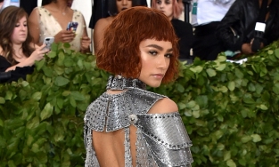 5 bộ cánh chứng minh “bạn gái Người Nhện” Zendaya là nữ hoàng Met Gala 