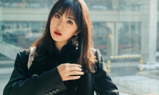 Hai công chúa Huawei : Đối lập từ đời tư tới phong cách thời trang