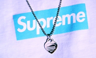 Tiffany & Co x Supreme: Đứa con của cuộc hôn nhân không môn đăng hộ đối