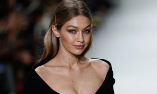 Gigi Hadid xứng danh là chị đại làng mốt khi nhường cơ hội lên ảnh bìa cho mẫu trẻ