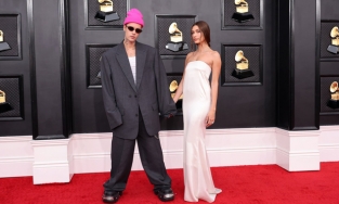 Met Gala 2021 rồi tới Grammy 2022: Ơ kìa Justin Bieber, cậu lại đang giận hờn ai vậy?