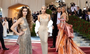 Met Gala 2022: Ôi thôi lại nhạt! 