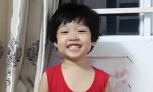 Hải Phòng: Bé gái 10 tháng biết nói, 13 tháng biết đọc, thạo 3 ngoại ngữ 