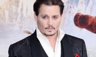 Johnny Depp mất vai vì danh xưng 'kẻ đánh vợ'