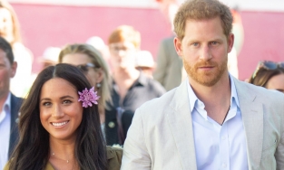 Vợ chồng Hoàng tử Harry bị chỉ trích vì dùng tiền thuế để chi tiêu