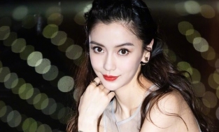 “Bông hồng lai” Angelababy: Từ người mẫu vô danh đến top những người nổi tiếng quyền lực nhất Trung Quốc