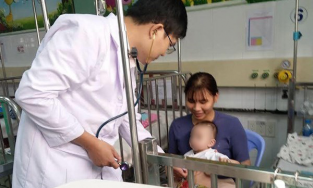 F1 khai báo sai, 20 nhân viên y tế phải đi cách ly khẩn cấp