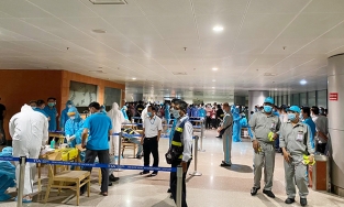 Sân bay Tân Sơn Nhất truy xuất camera, lấy mẫu 1000 nhân viên ngay trong đêm