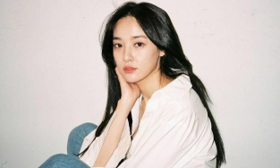 Bạn gái cũ của G-Dragon đăng ảnh lạ giữa tin nam ca sĩ hẹn hò đàn em Jennie