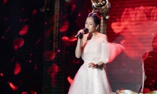 Rộ clip Chi Pu luyện thanh lên được nốt cao, dân tình nghi ngờ cô nàng sắp comeback