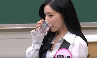Tiffany (SNSD) trổ tài phân biệt được 5 vị nước suối khác nhau