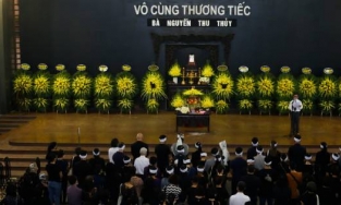 Thúy Hạnh, Nam Trung bày tỏ sự tiếc nuối khi không thể dự đám tang Hoa hậu Thu Thủy