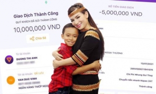 Phi Nhung đăng ảnh cùng Hồ Văn Cường kèm biên lai chuyển khoản nhưng người nhận là ai thế này