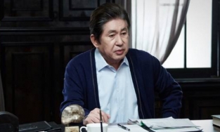 Kim Yong Gun: Kiếm củi 50 năm đốt một giờ vì người tình kém 39 tuổi