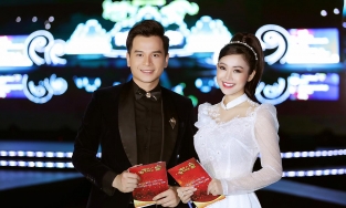 MC Thùy Linh VTV: Tuổi thơ khó khăn, phải phụ mẹ bán gà ở chợ