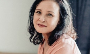 NSND Hoàng Cúc: 10 năm chạy chữa ung thư, tái hôn ở tuổi xế chiều