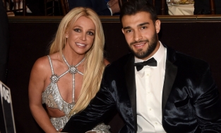 Bạn trai kém 13 tuổi muốn có con với Britney Spears