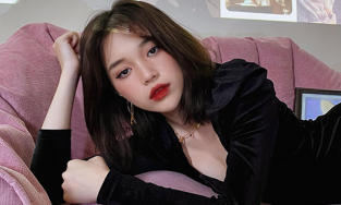 Linh Ngọc Đàm tiết lộ sự thật về việc quản lý mạng xã hội, úp mở chuyện giải nghệ