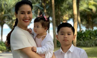Thân Thúy Hà tiết lộ phản ứng của con trai khi trở thành đề tài đàm tiếu