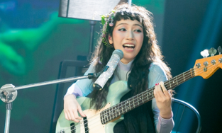 Diva Mỹ Linh tự hào dù con gái Mỹ Anh thua cuộc