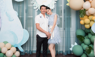 Á hậu Thanh Tú ra dáng mẹ đảm sau khi sinh quý tử cho chồng đại gia