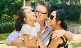 Đoan Trang kỷ niệm ngày cưới: Tự tin khoe xài chồng 9 năm không hao