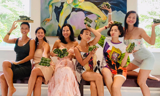 Các bà nội trợ nổi tiếng showbiz Việt tổ chức tiệc làm bánh tại Singapore