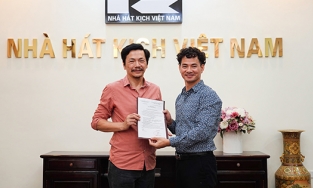 NSND Trung Anh chia tay Nhà hát Kịch Việt Nam sau hơn 40 năm gắn bó