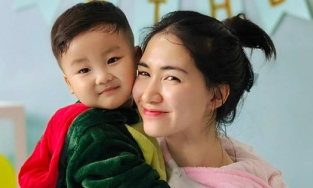 Một mình làm sinh nhật cho Bo, Hòa Minzy nhắn chồng: 'An tâm ở nhà có mẹ lo cho con chu toàn'