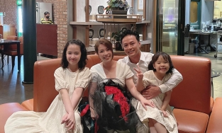 Sau Mạnh Trường, đến lượt Hồng Đăng tổ chức tiệc kỷ niệm 13 năm cưới