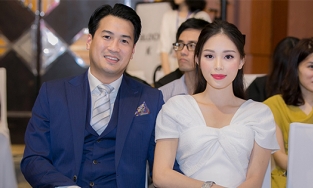 Phillip Nguyễn có động thái bênh vực bạn gái Linh Rin giữa ồn ào viết sai tiếng Anh