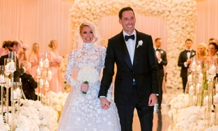 Cận cảnh đám cưới xa hoa, kéo dài suốt 3 ngày ở biệt thự triệu đô của Paris Hilton