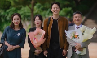 Tập 9 “Now, We Are Breaking Up”: Song Hye Kyo ra mắt mẹ Jang Ki Yong bất chấp sự phản đối