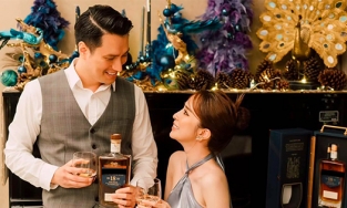 Việt Anh nhìn Quỳnh Nga không chớp mắt, dân mạng phán: 'tướng phu thê'