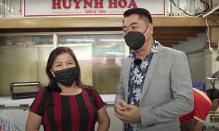 Bánh mì bà Huynh mở chi nhánh cách Huynh Hoa 400m; Bà Hoa khẳng định bà Huynh đã mất được 10 năm
