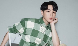 'Buồn' của Đức Phúc: 25 tuổi chưa có nụ hôn đầu tiên