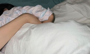 Có con thứ ba, Tăng Thanh Hà vẫn duy trì thói quen cả nhà 5 người chung một giường