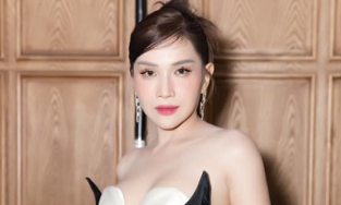 Hôm qua sao làm gì (13/2): Khả Như mất ăn, mất ngủ, không dám soi gương sau cảnh lột da mặt