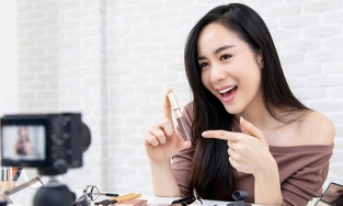 KOC là gì? Sự khác biệt với KOL và cách trở thành KOC?