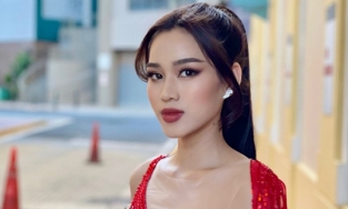 Hôm qua sao làm gì (18/3): Đỗ Thị Hà lộng lẫy tại tiệc mừng chung kết Miss World