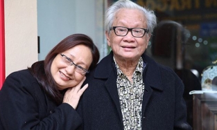 Nhạc sĩ Hồng Đăng là ai? Nhạc sĩ tài hoa, tác giả Hoa sữa và hôn nhân hạnh phúc bên vợ kém 26 tuổi