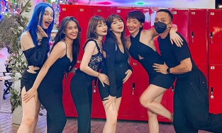 Hoàng Touliver tạo dáng bên hội bạn thân của Tóc Tiên càng nhìn càng... lạ lắm