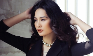 Hoa hậu Việt đẹp nhất châu Á rời showbiz, lấy chồng Trung Quốc hiện ra sao ở tuổi U40?