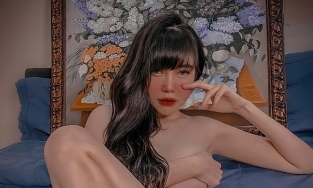 Elly Trần chơi lớn, không mặc gì chụp cả bộ ảnh