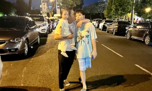 Vắng vợ, Cường Đô La thoải mái cùng 2 con 'hâm nóng tình cảm'